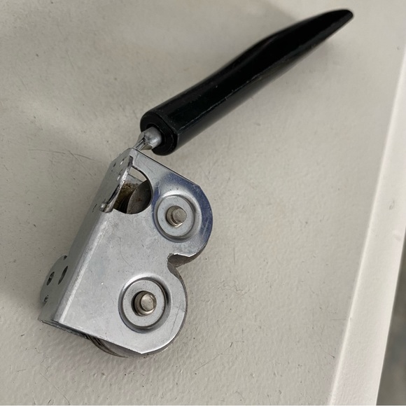 EKCO Knife Sharpener - Picture 4 of 5